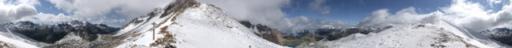panoramique d'un col du gr5 dans les Alpes